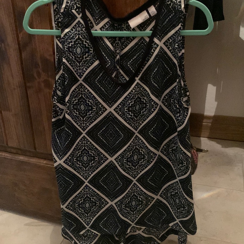 Sleeveless blouse